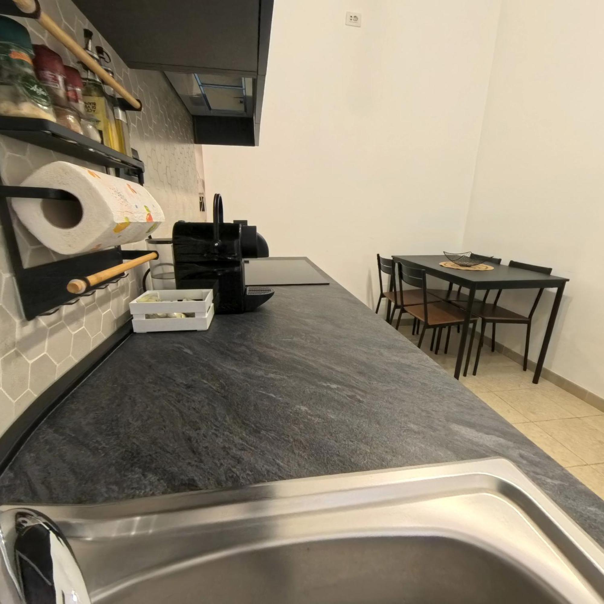 La Casetta Ai Colli - Vicino Alla Metro A Rome Bagian luar foto